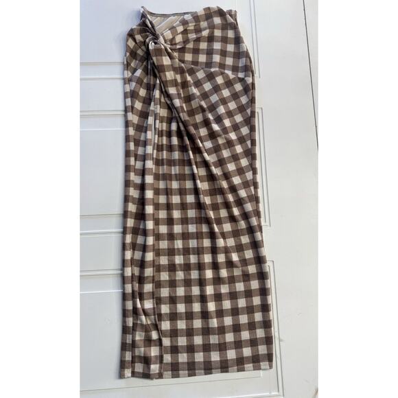 ASOS Designs Women’s Plaid Brown Faux Wrap Skirt High Slit Size 8 - Picture 1 of 5